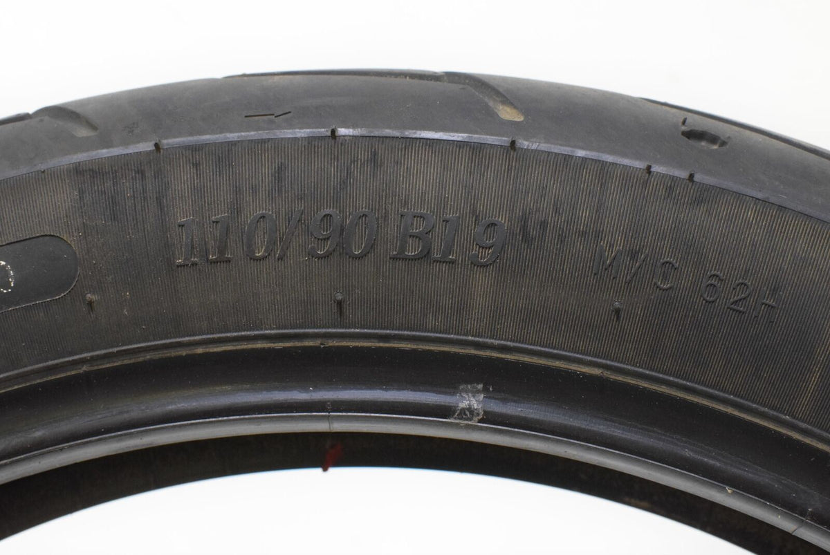 USED Front Harley Tire MICHELIN Scorcher 31" 110/90-19 DOT2717 16136 {{ shop.shopifyCountryName }} - Mototech271