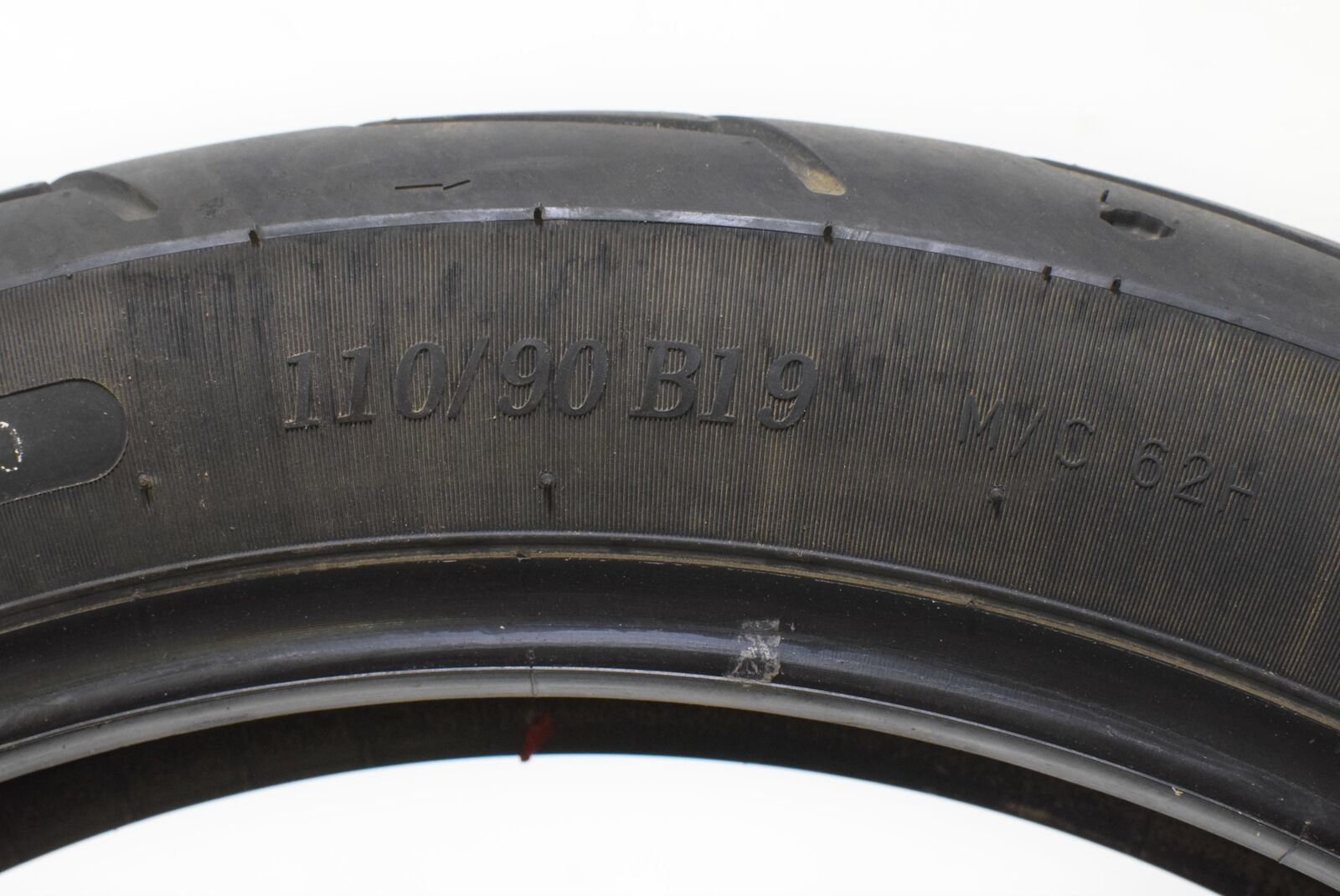 USED Front Harley Tire MICHELIN Scorcher 31" 110/90-19 DOT2717 16136 {{ shop.shopifyCountryName }} - Mototech271