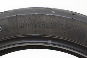 USED Front Harley Tire MICHELIN Scorcher 31" 110/90-19 DOT2717 16136 | Mototech271