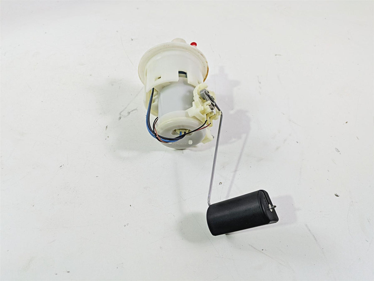 2009 Yamaha FZ1 FZS10 Fazer Fuel Gas Petrol Pump - Tested 2D1-13907-01-00 {{ shop.shopifyCountryName }} - Mototech271