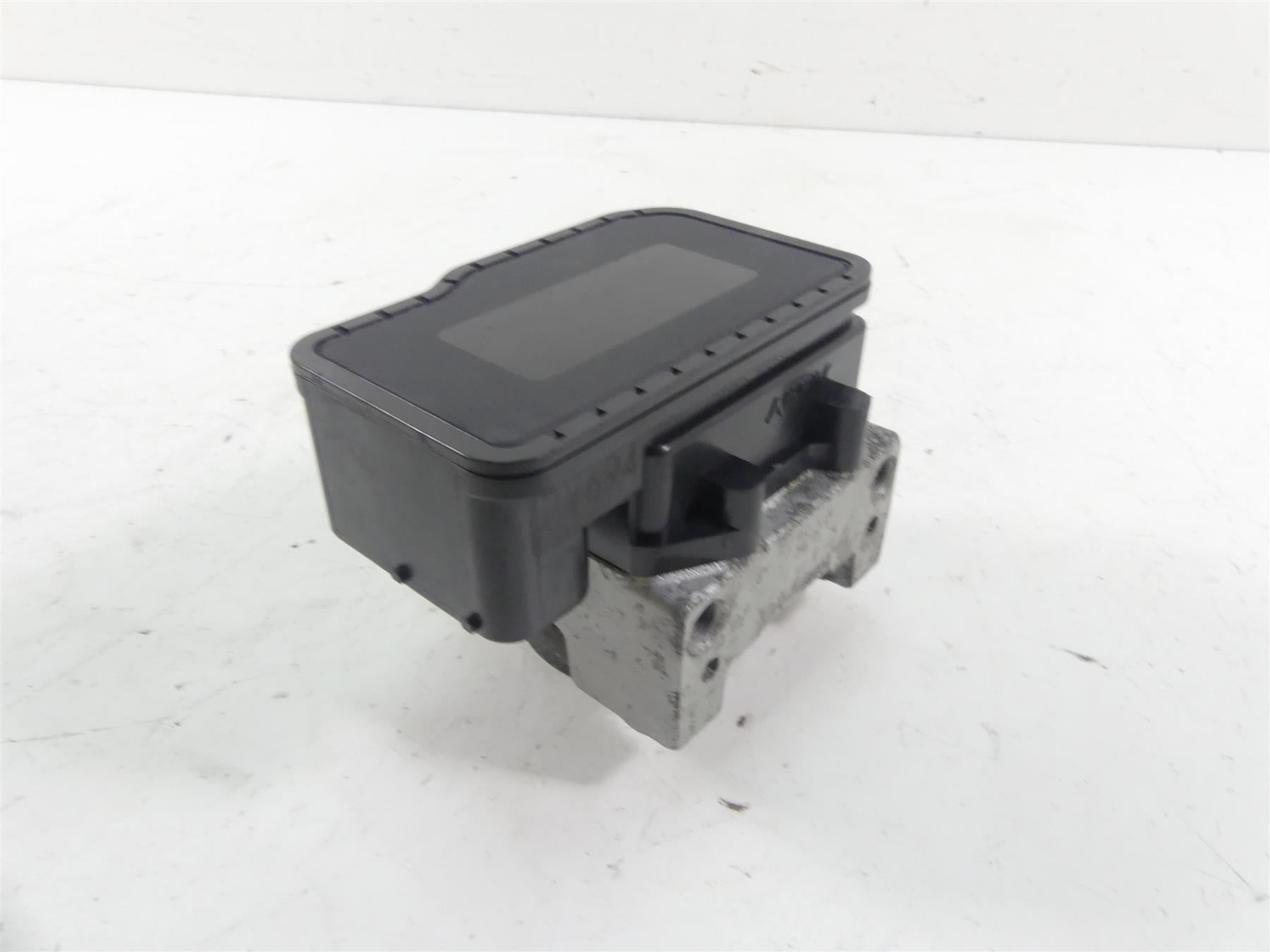 2012 Victory Cross Country Nissin Abs Brake Pump Pressure Unit Module 1911694 {{ shop.shopifyCountryName }} - Mototech271
