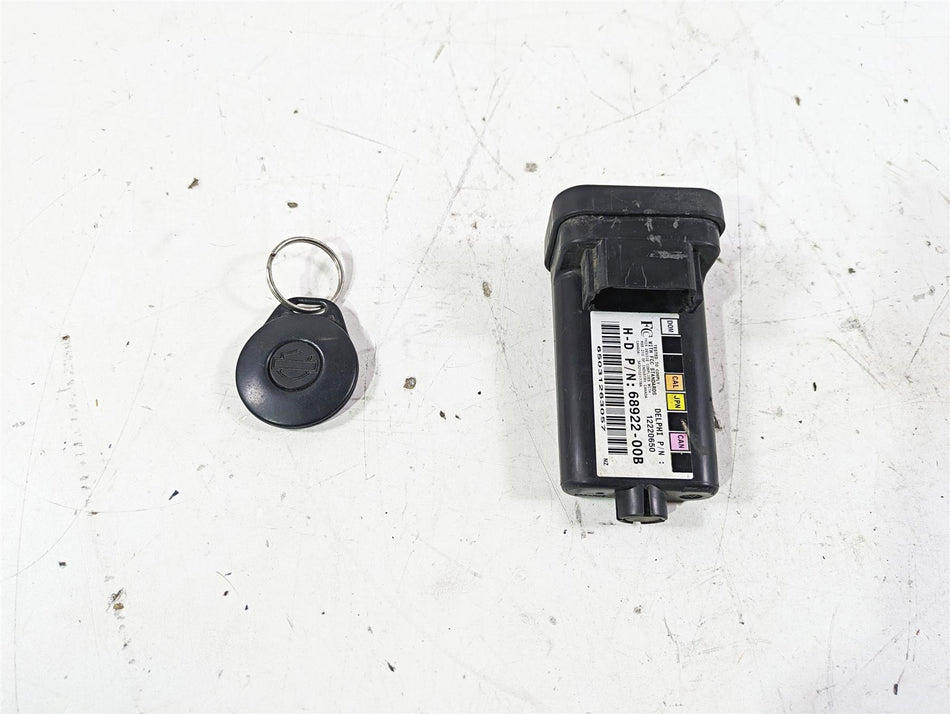 2003 Harley Touring FLHTCUI 100TH E-Glide Tssm Security Module & Fob 68922-00B {{ shop.shopifyCountryName }} - Mototech271