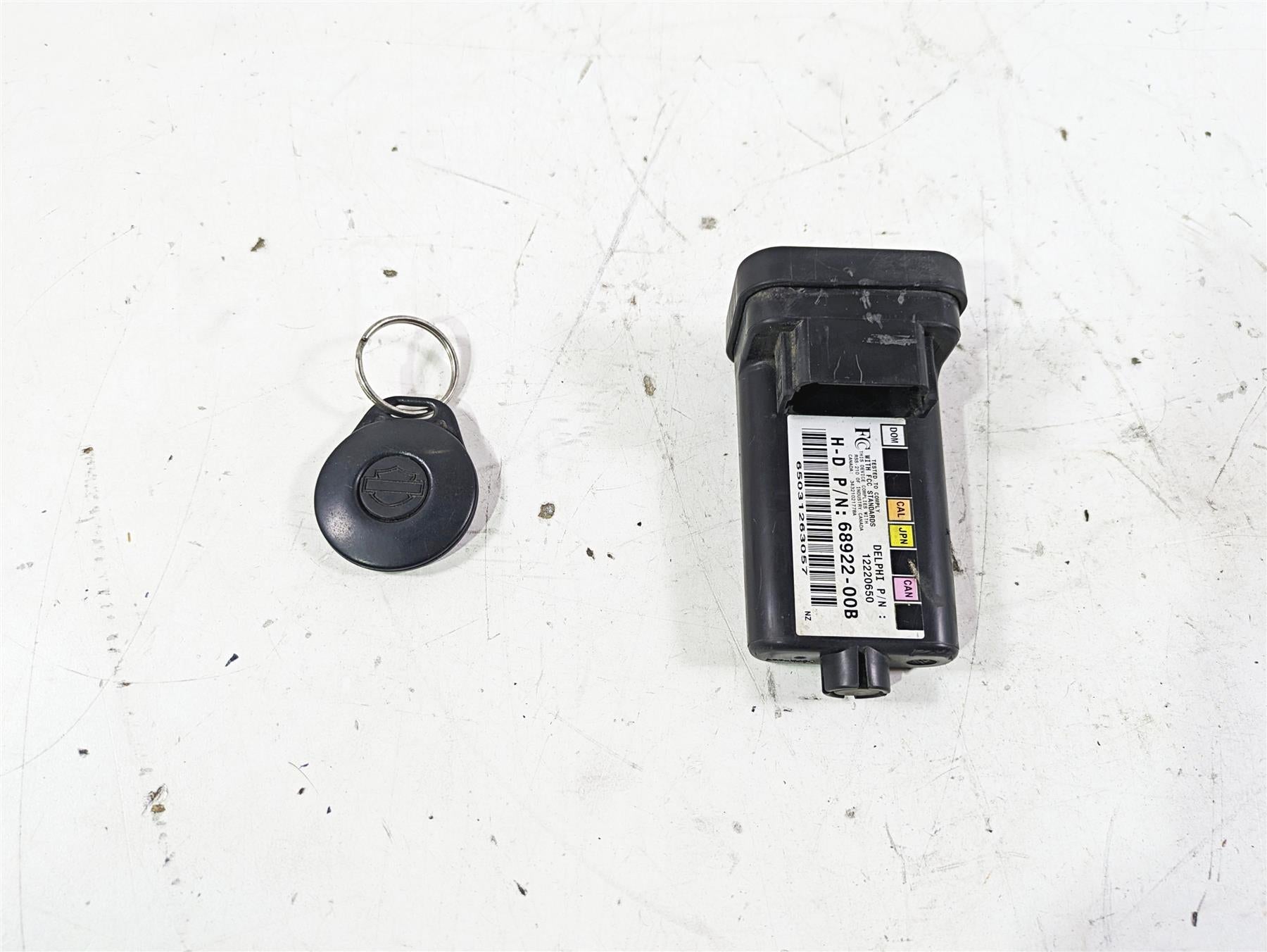 2003 Harley Touring FLHTCUI 100TH E-Glide Tssm Security Module & Fob 68922-00B