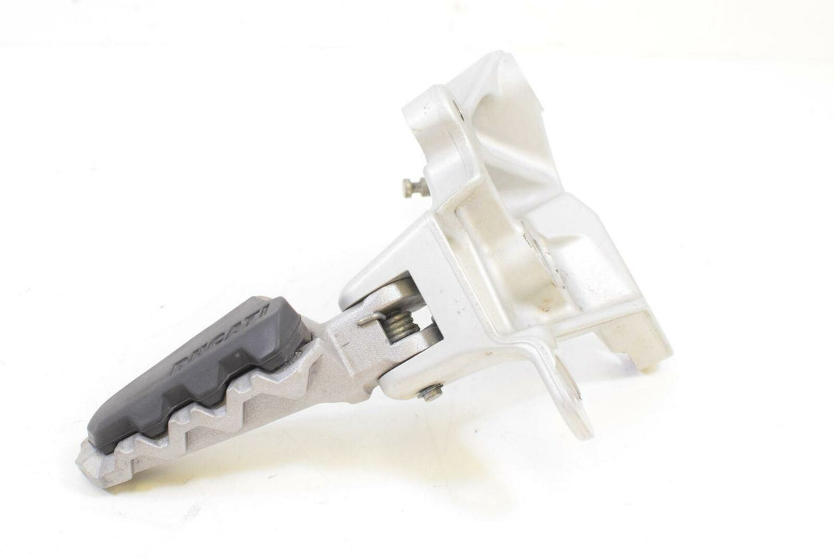 2017 Ducati Multistrada 1200 ABS Left Front Rider Footpeg 82432531A {{ shop.shopifyCountryName }} - Mototech271