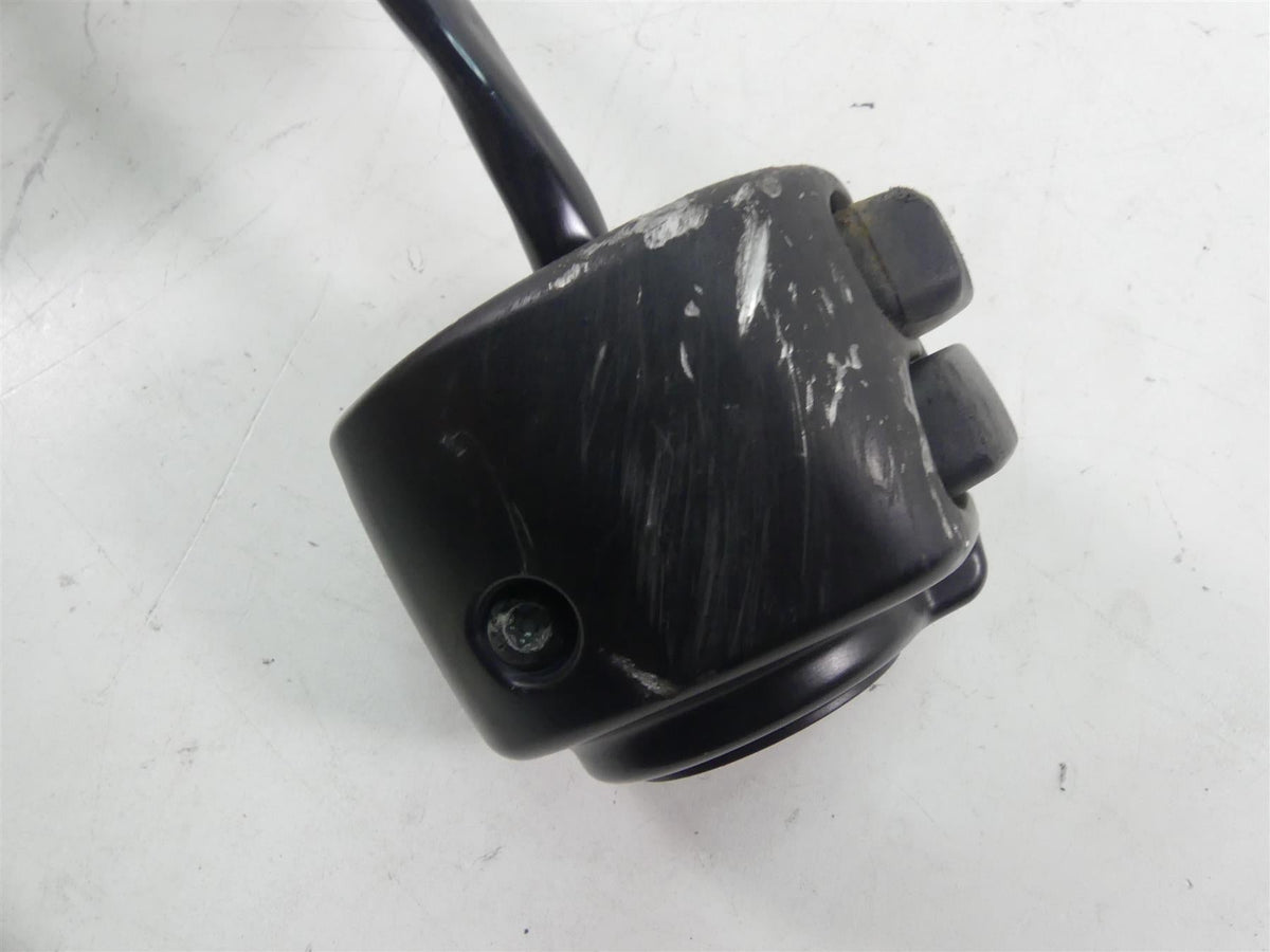 2011 Harley VRSCF Muscle Rod Left Hand Turn Signal Light Control Switch 71682-06 {{ shop.shopifyCountryName }} - Mototech271