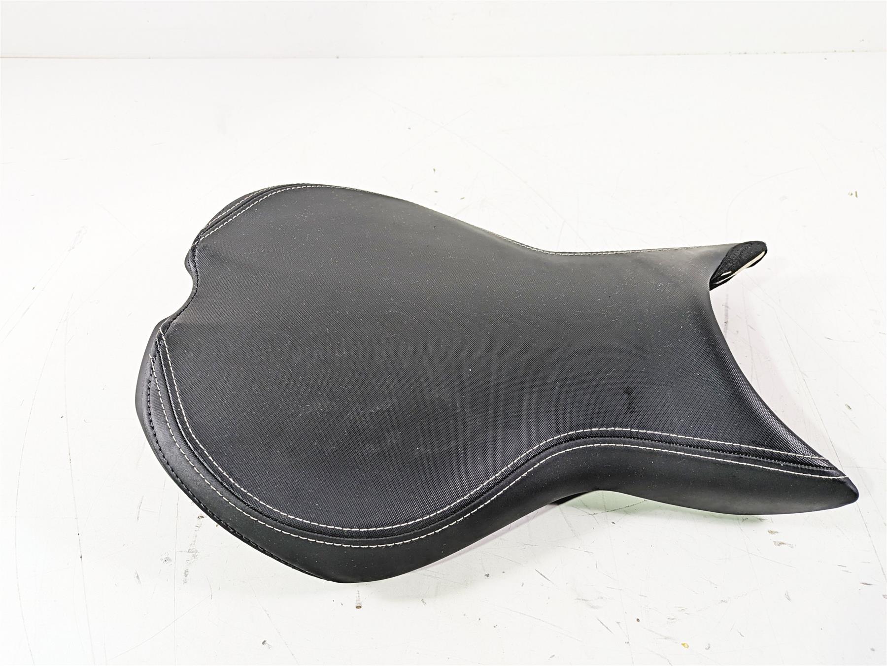 2020 Triumph Daytona 765 Moto2 Front Rider Seat Saddle T2310708 {{ shop.shopifyCountryName }} - Mototech271