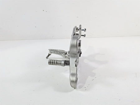 2025 CFMoto 450 SS Right Footpeg & Brake Pedal Set 6AQV-142700-1000 {{ shop.shopifyCountryName }} - Mototech271