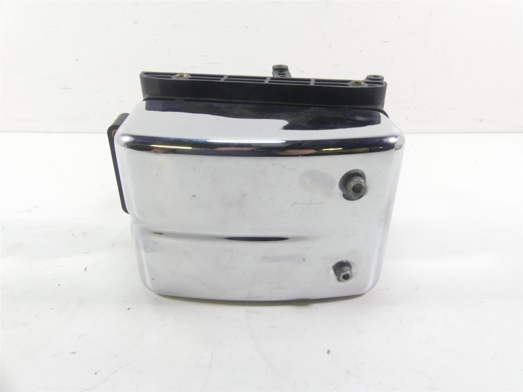 2009 Harley FXDL Dyna Low Rider Electric Holder Tray & Chrome Cover 70367-04B {{ shop.shopifyCountryName }} - Mototech271