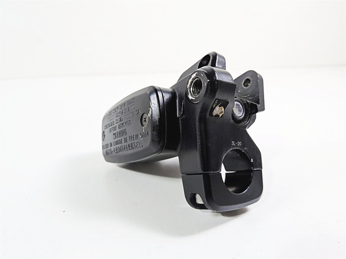2014 Suzuki M109R VZR1800 Boulevard Front Brake Master Cylinder 59600-10FD0 {{ shop.shopifyCountryName }} - Mototech271