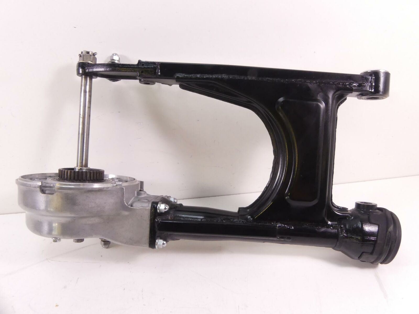 2001 Kawasaki VN1500 Vulcan C Differential Drive Shaft Swingarm 13101-1242 {{ shop.shopifyCountryName }} - Mototech271