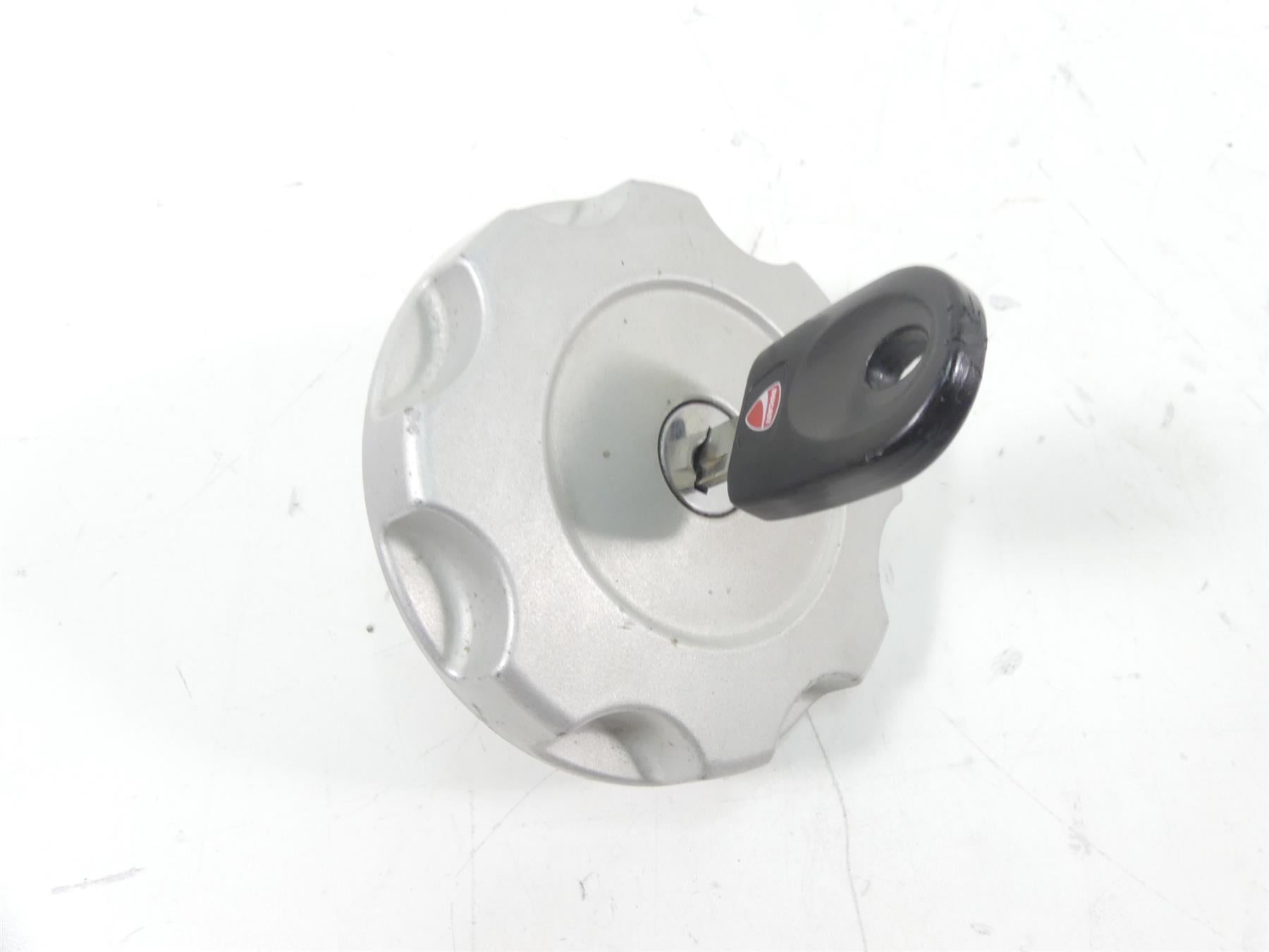 2011 Ducati Hypermotard 1100 SP Speedometer Ignition Switch Key 14K 40610773B {{ shop.shopifyCountryName }} - Mototech271