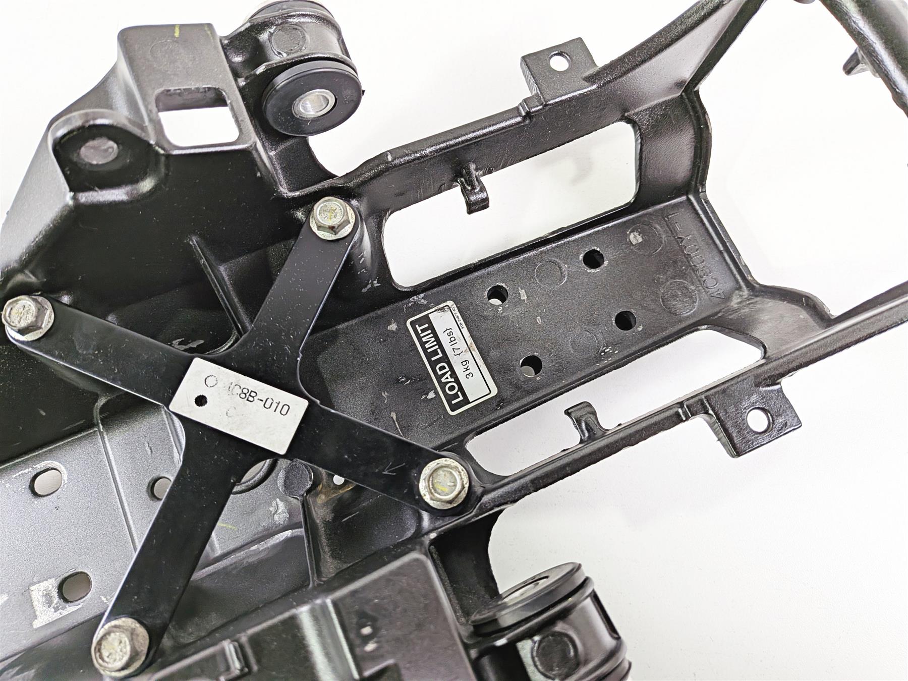 2008 Yamaha YZF R1 RN19 Straight Oem Rear Subframe Sub Frame 4C8-21190-00-00 {{ shop.shopifyCountryName }} - Mototech271