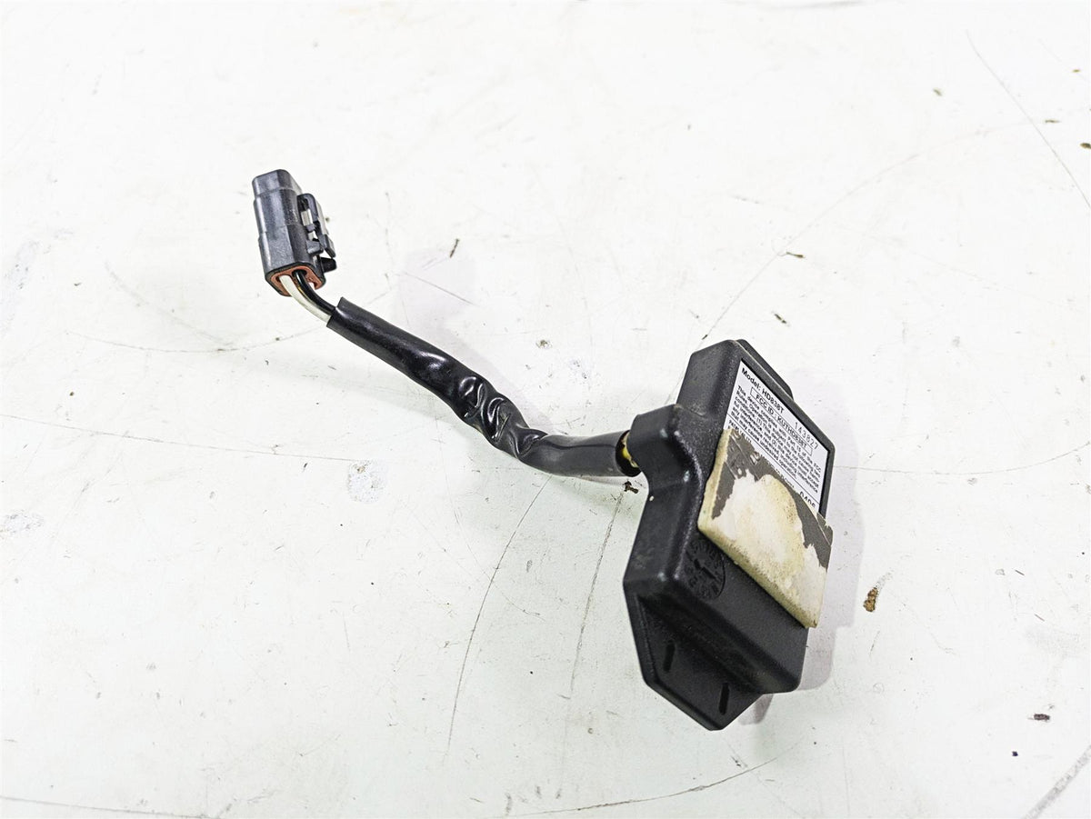 2007 Harley Touring FLHTCU SE CVO E-Glide Garage Door Transmitter 91561-01 HD838T {{ shop.shopifyCountryName }} - Mototech271