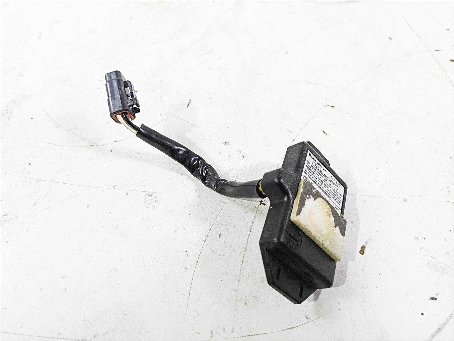 2007 Harley Touring FLHTCU SE CVO E-Glide Garage Door Transmitter 91561-01 HD838T {{ shop.shopifyCountryName }} - Mototech271