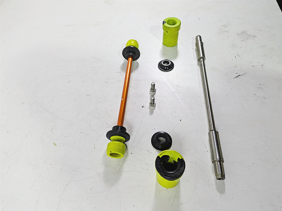 2013 Ducati Hyperstrada 821 Speedymoto Font Wheel & Frame Slider Kit {{ shop.shopifyCountryName }} - Mototech271