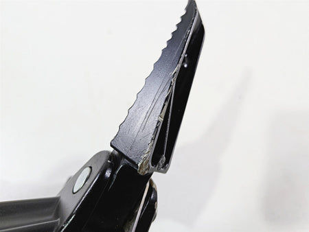 2024 Suzuki GSXR 600 Left Rear Passenger Footpeg Foot Peg Rest Set 43700-14J30 {{ shop.shopifyCountryName }} - Mototech271