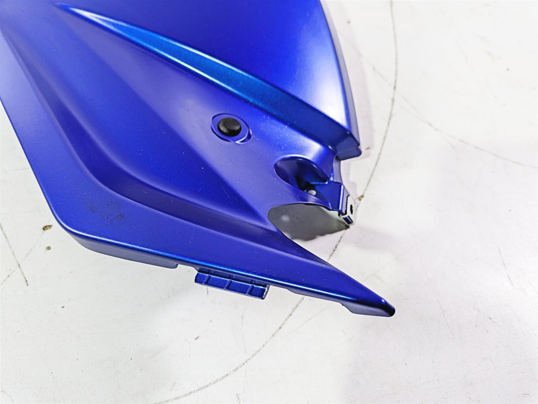 2016 BMW F800R K73 Left Tank Fairing Cover Blue White 46638530193 46637698111 {{ shop.shopifyCountryName }} - Mototech271