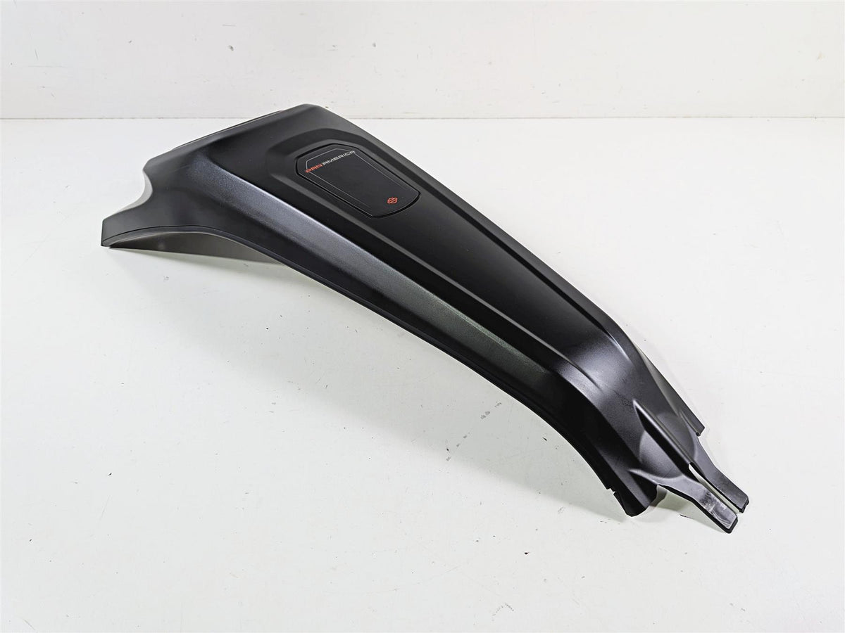 2023 Harley Adv RA1250 S Pan America Upper Center Tank Cover - Scratch 70900924 {{ shop.shopifyCountryName }} - Mototech271