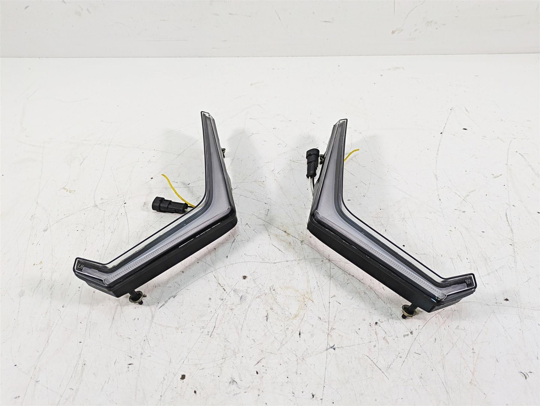 2019 Polaris RZR XP 1000 EPS Front Left Right Accent Light Lamp Set 2414087 {{ shop.shopifyCountryName }} - Mototech271