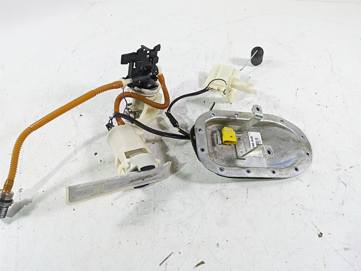 2013 Harley FXDWG Dyna Wide Glide Fuel Gas Petrol Pump - Tested 75246-04A {{ shop.shopifyCountryName }} - Mototech271