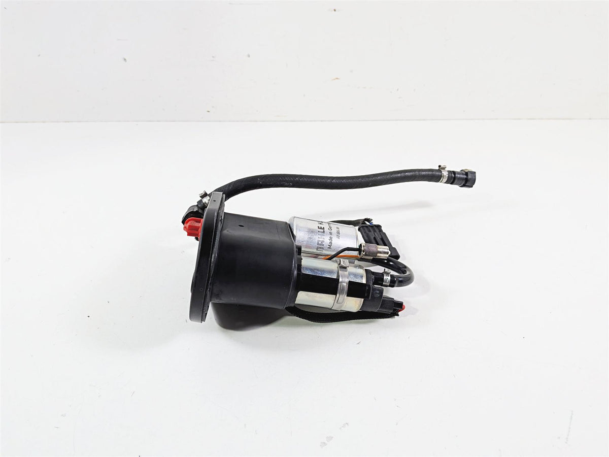 2018 Aprilia RSV4 RR Fuel Gas Petrol Pump -Tested B043925 {{ shop.shopifyCountryName }} - Mototech271