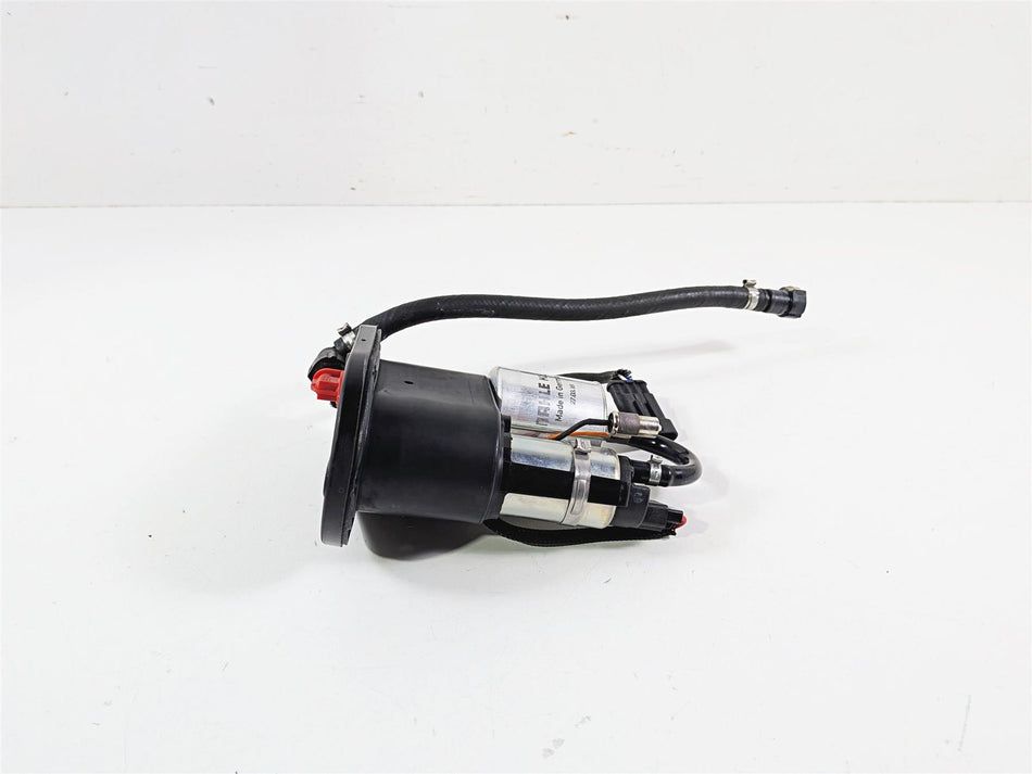 2018 Aprilia RSV4 RR Fuel Gas Petrol Pump -Tested B043925 {{ shop.shopifyCountryName }} - Mototech271