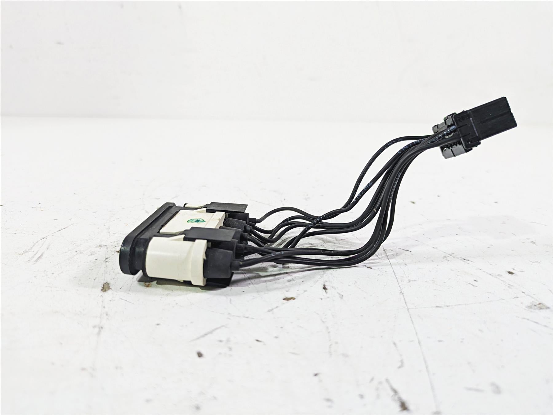 2003 Harley Touring FLHTCUI 100TH E-Glide Instrument Indicator Lights 68789-96B {{ shop.shopifyCountryName }} - Mototech271