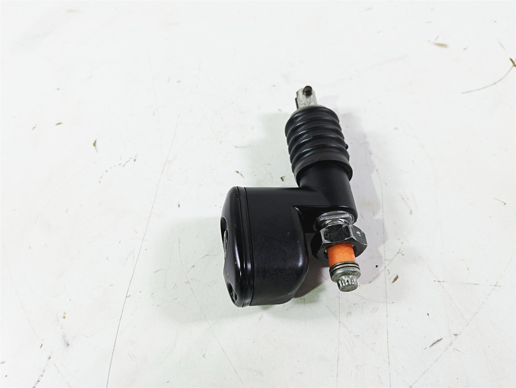 2003 Harley Softail FXSTDI Deuce 100th Rear Brake Master Cylinder 41755-99F {{ shop.shopifyCountryName }} - Mototech271