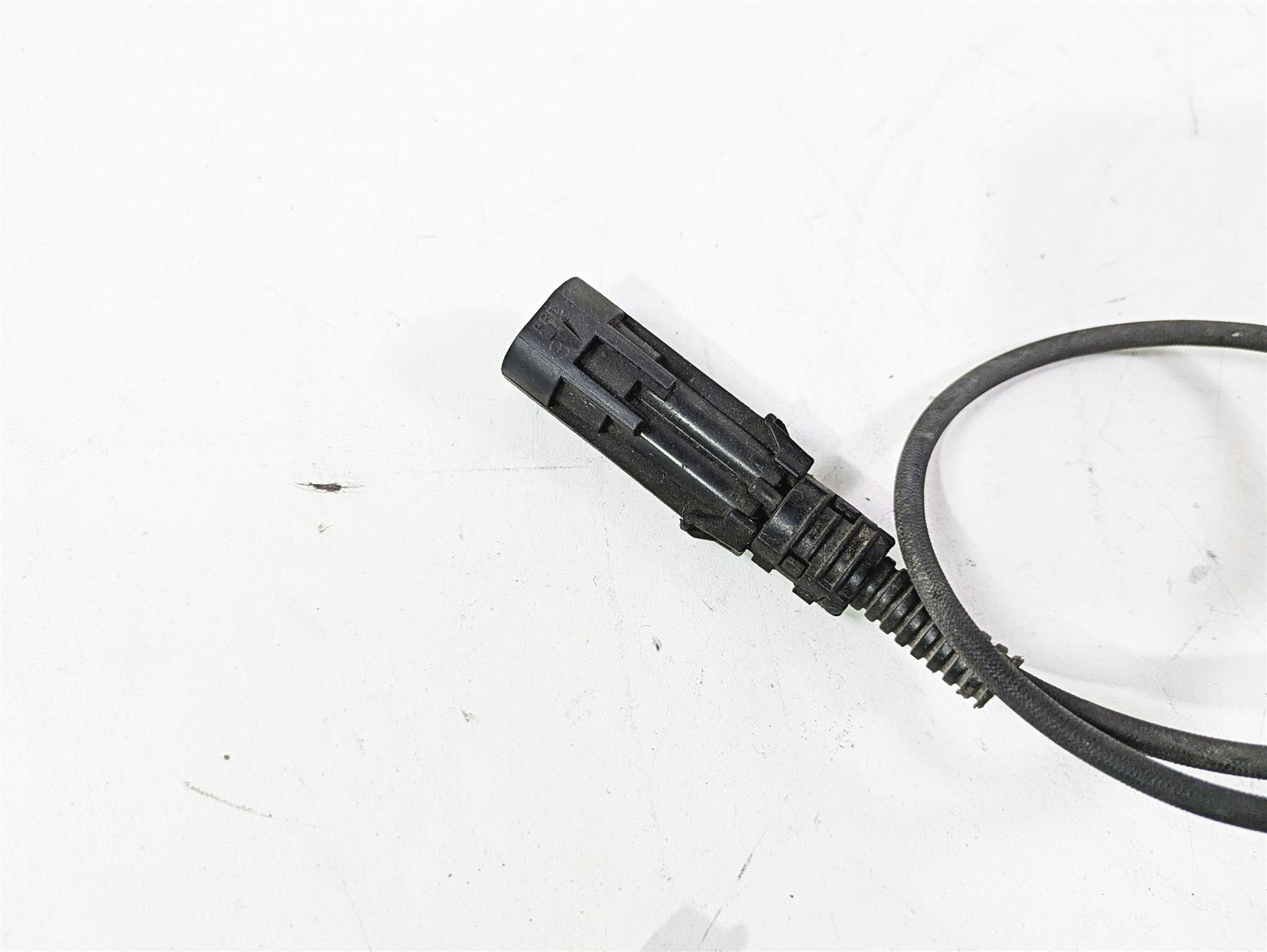 2011 Harley Touring FLHTCUSE CVO E-Glide Abs Brake Wheel Speed Sensors 40614-08 {{ shop.shopifyCountryName }} - Mototech271