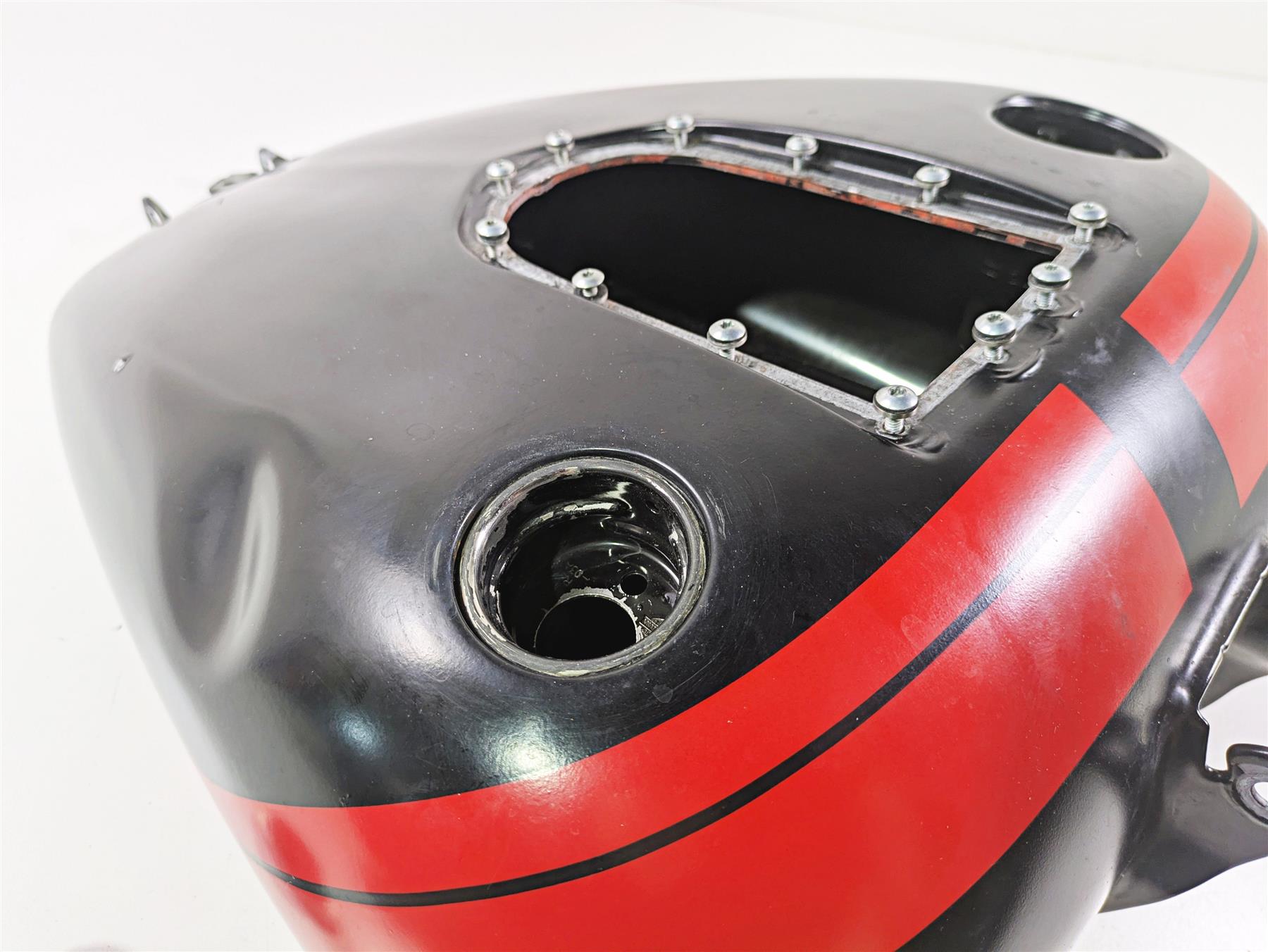 2016 Harley FXDF Dyna Fat Bob Fuel Gas Petrol Tank -Dented