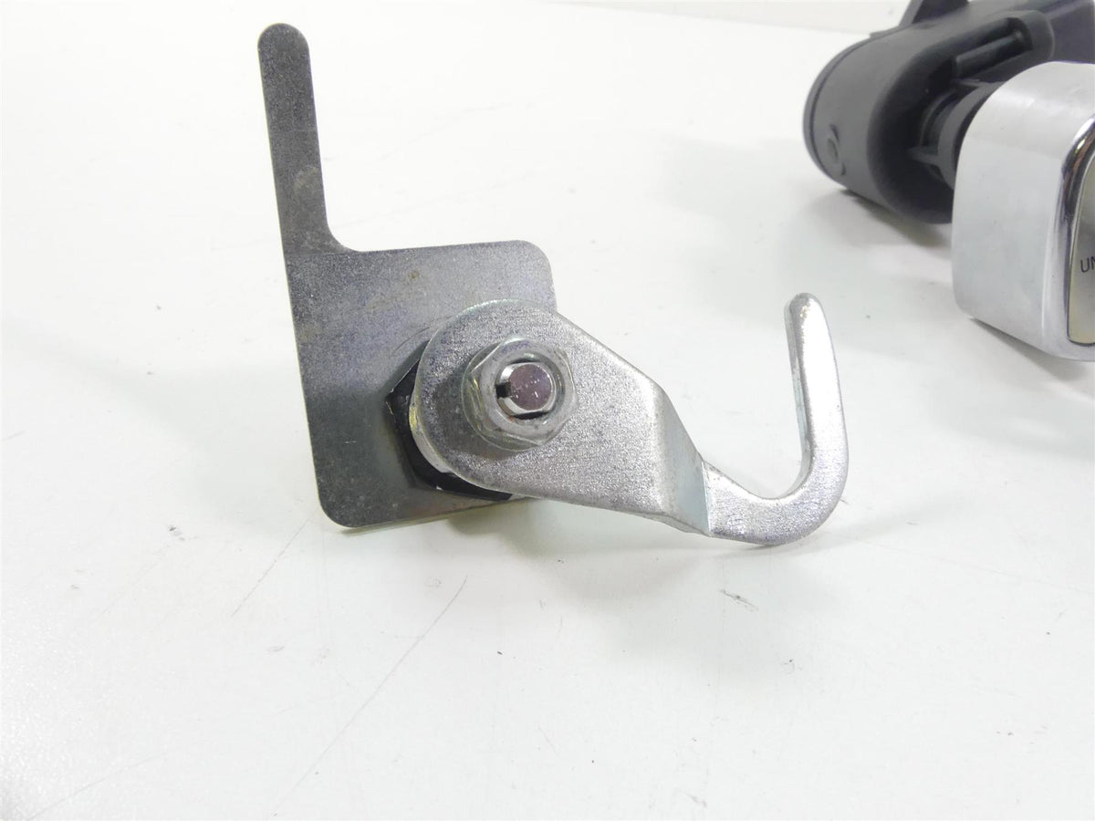 2013 Harley Touring FLHTP Electra Glide Ignition Switch Key Lock Set 71572-06 {{ shop.shopifyCountryName }} - Mototech271