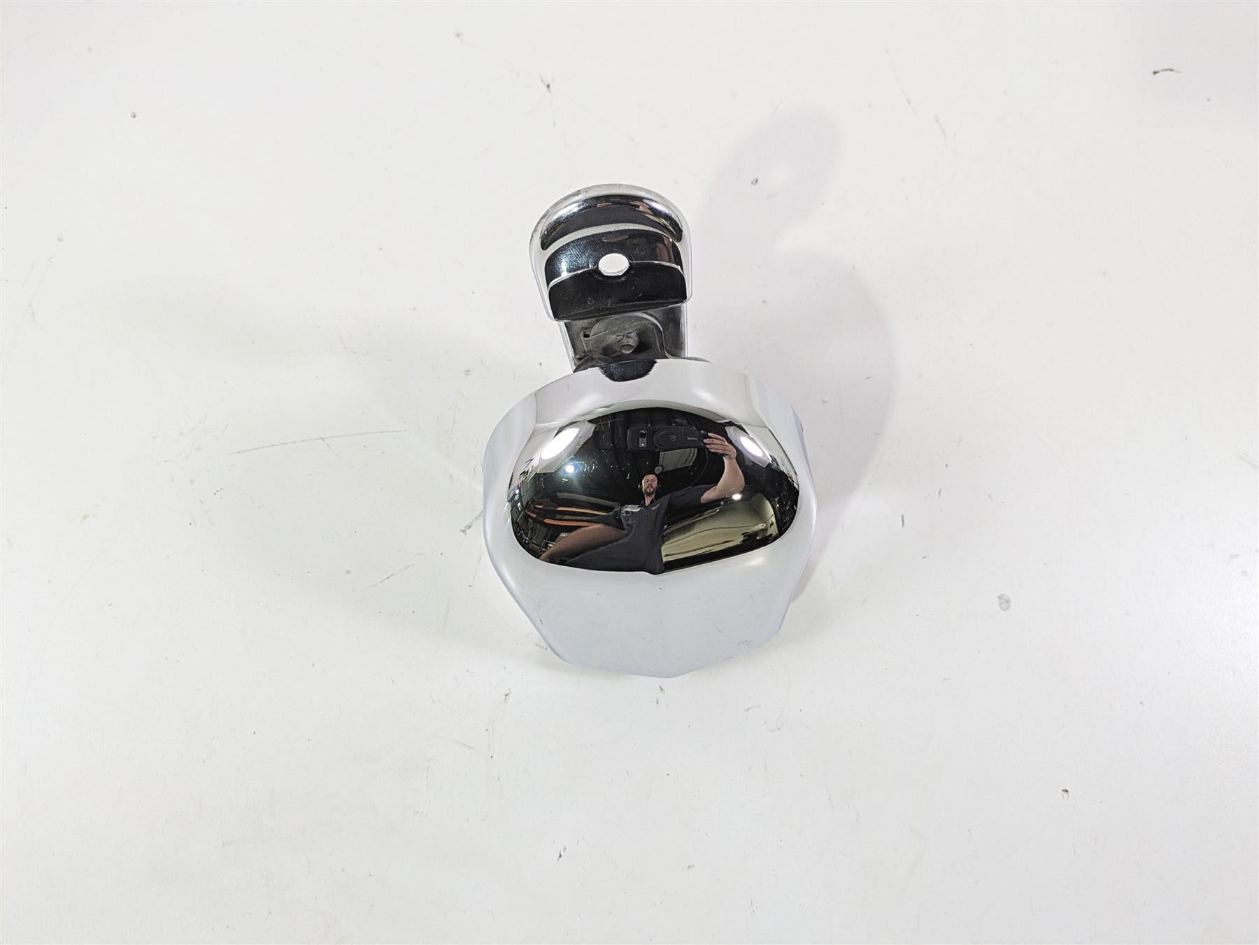 2010 Harley Dyna FXDB Street Bob Horn & Nice Chrome Cover 61300478A