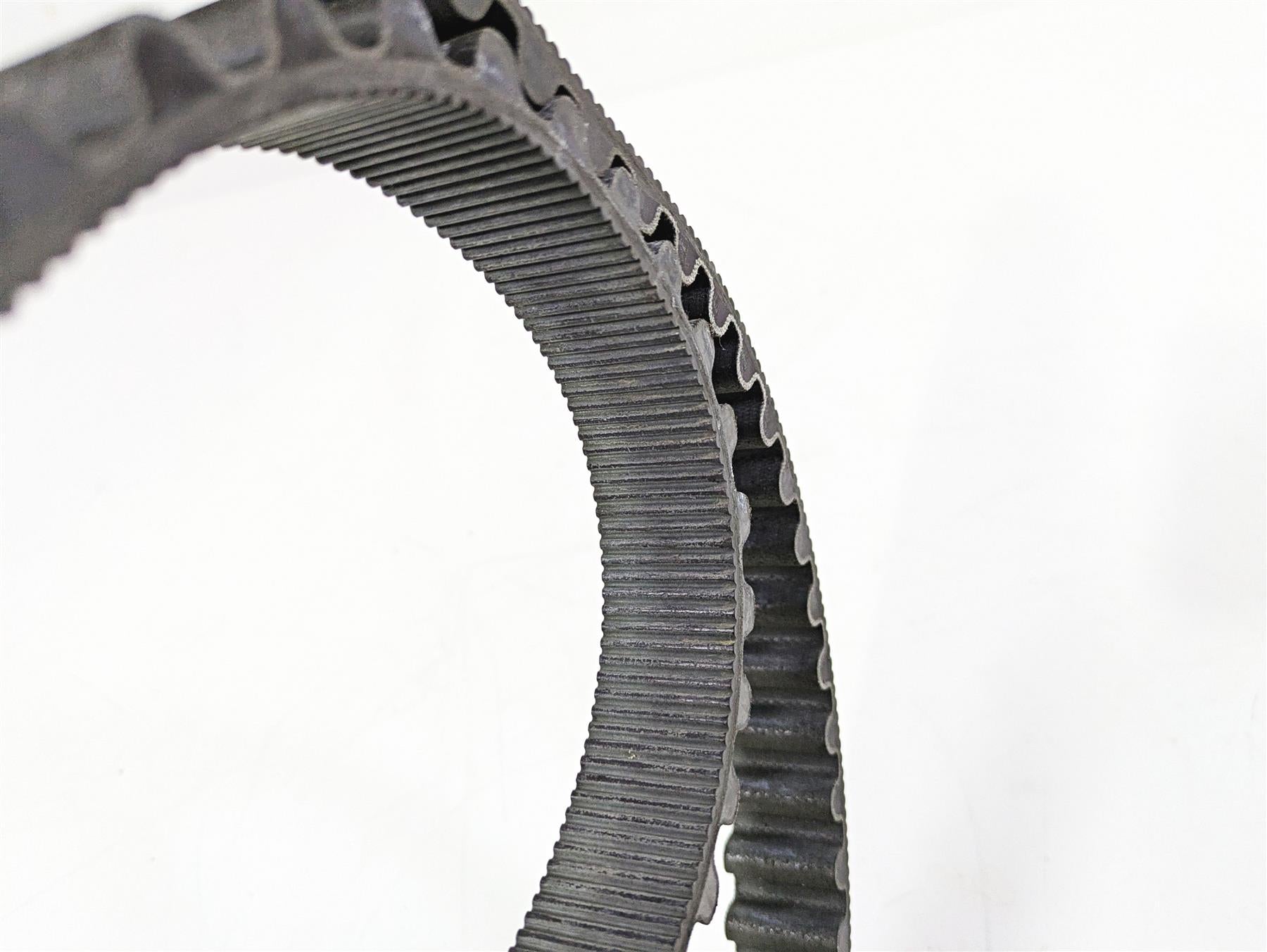 2018 Harley FXBR Softail Breakout Main Drive Belt 134T 24Mm 40000018 {{ shop.shopifyCountryName }} - Mototech271