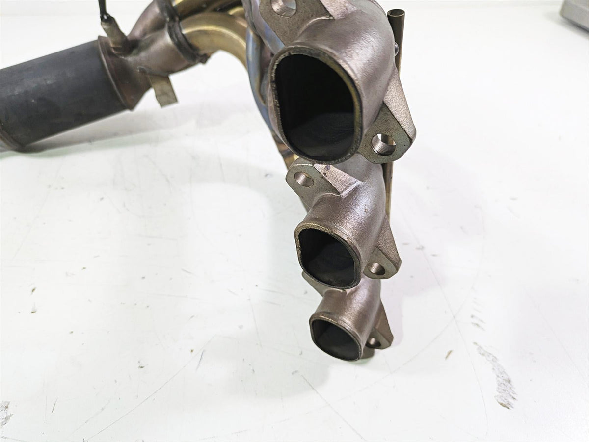 2020 Triumph Daytona 765 Moto2 Exhaust Header Manifold Set T2205799 {{ shop.shopifyCountryName }} - Mototech271
