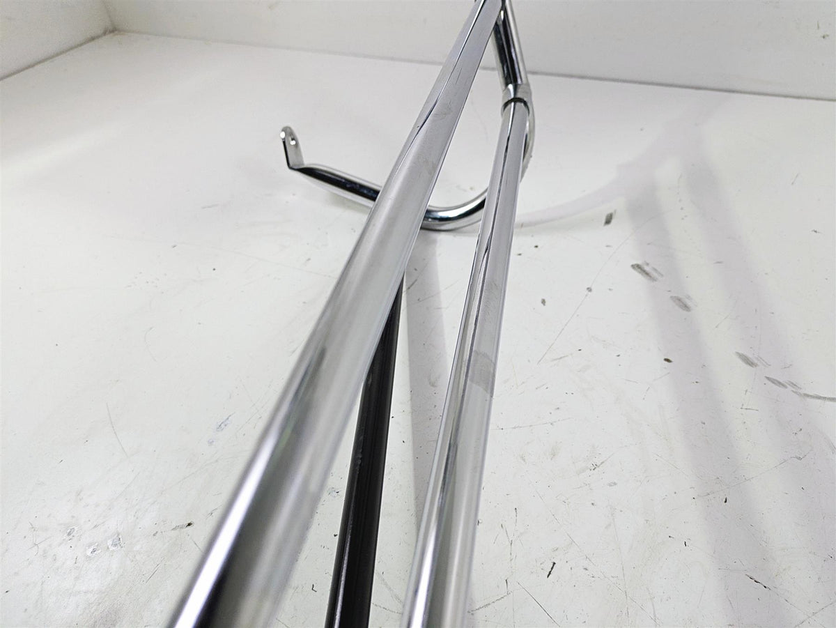 2007 Harley Touring FLHTCU SE CVO E-Glide Right Saddlebag Guard 49207-04 {{ shop.shopifyCountryName }} - Mototech271