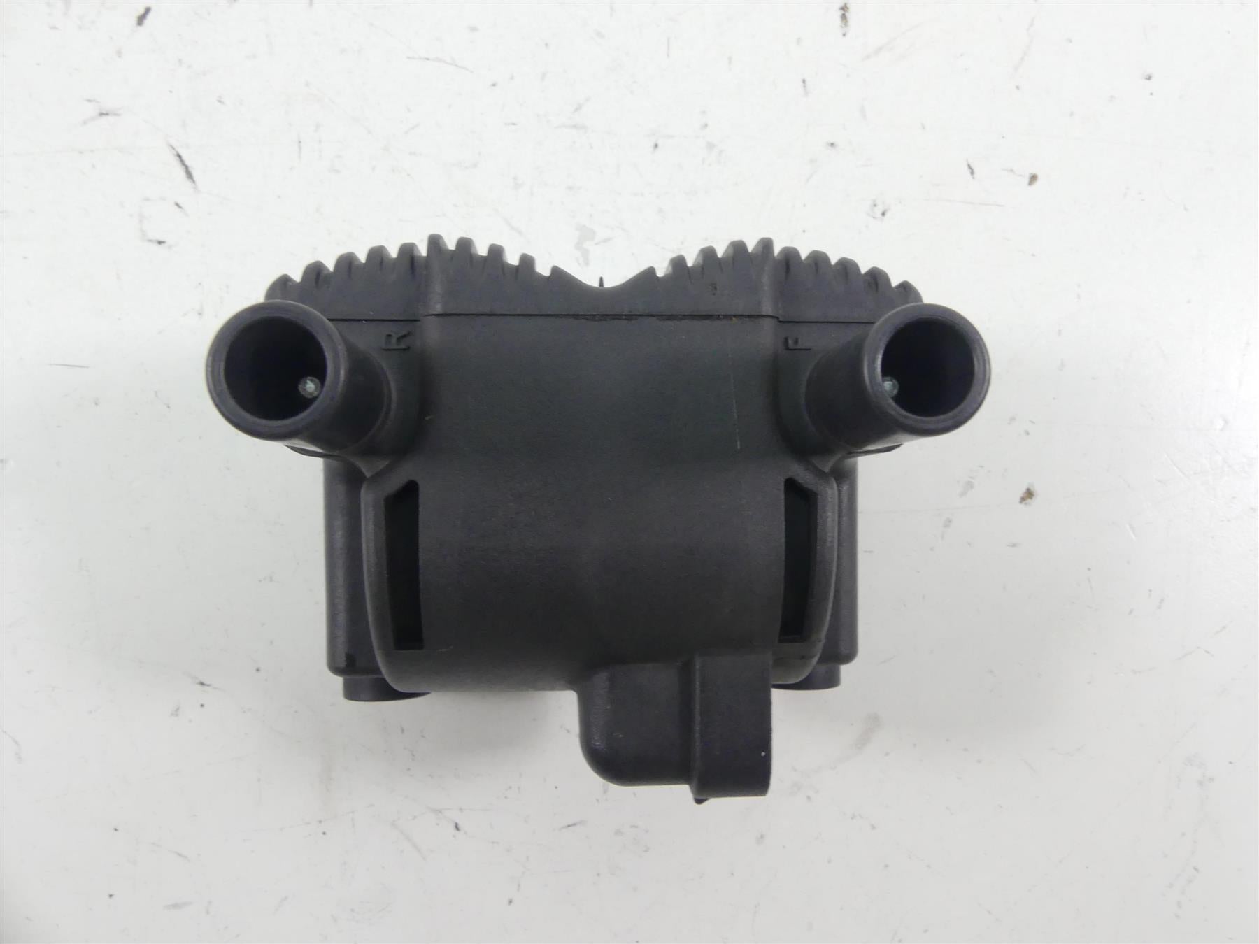 2005 Harley Touring CVO FLHTCSE Electra Glide Delphi Ignition Coil 31696-07A {{ shop.shopifyCountryName }} - Mototech271