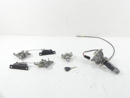 2011 Victory Vision Tour Ignition Switch Key Steering Saddlebag Lock Set 1015274 {{ shop.shopifyCountryName }} - Mototech271