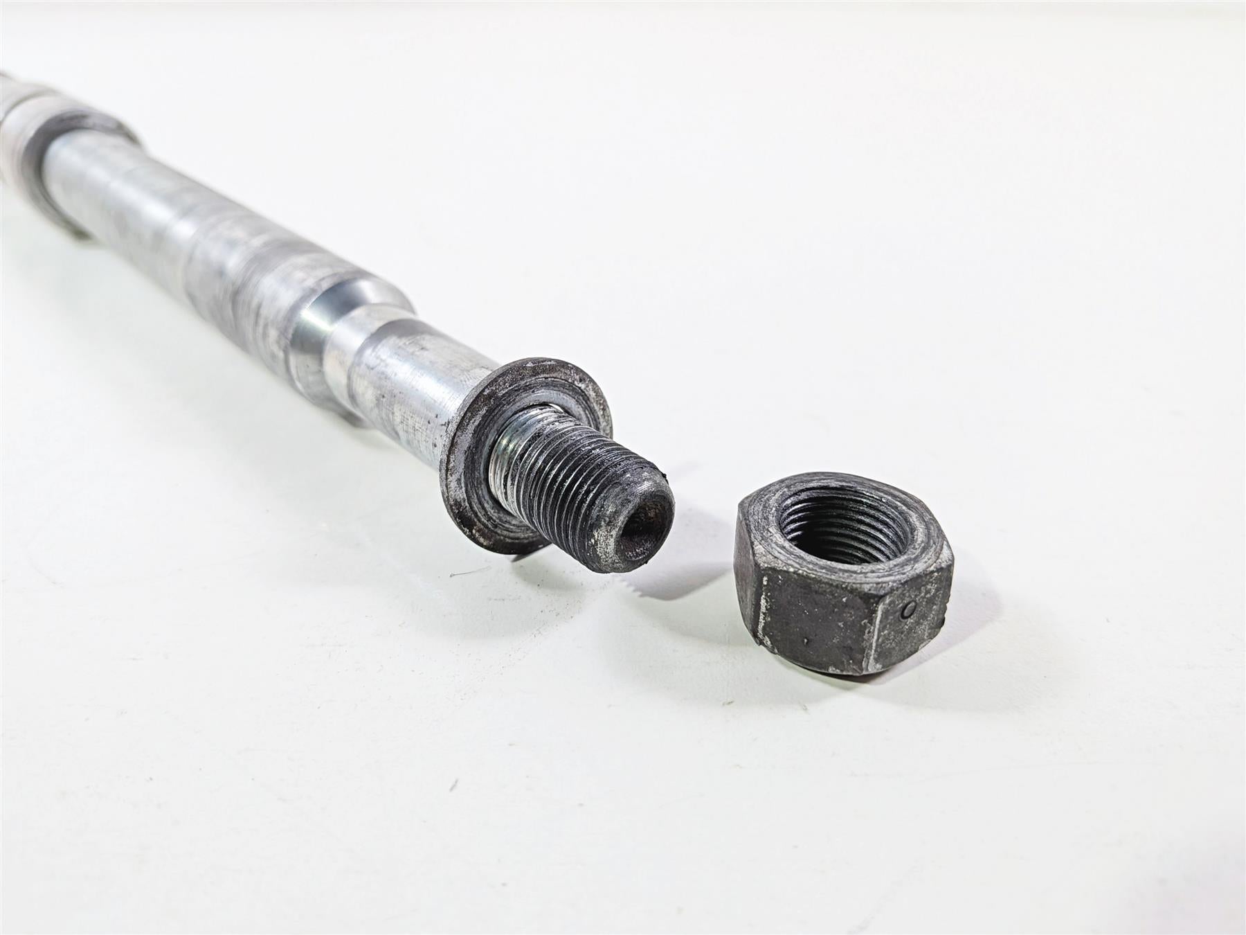 2016 Harley Touring FLHX Street Glide Straight Front Axle Wheel Spindle 41547-07 {{ shop.shopifyCountryName }} - Mototech271