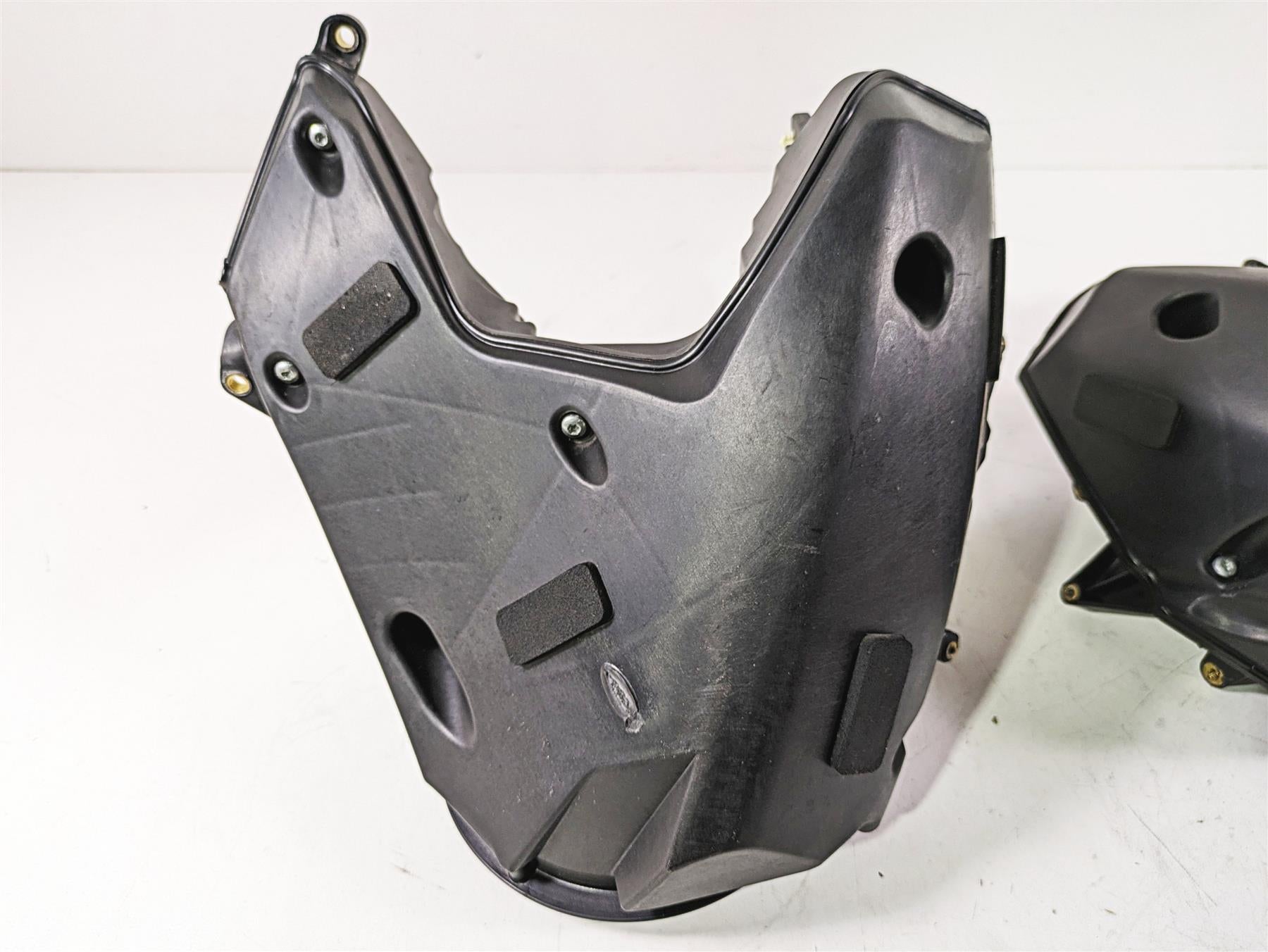 2017 Harley Touring FLTRXS Road Glide Left Right Speaker Housing -READ 76000460 {{ shop.shopifyCountryName }} - Mototech271