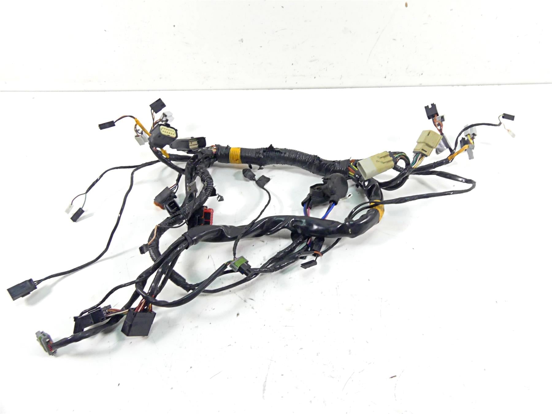 2011 Harley Touring FLTRX Road Glide Front Fairing Wiring Loom - Read 70274-10 | Mototech271