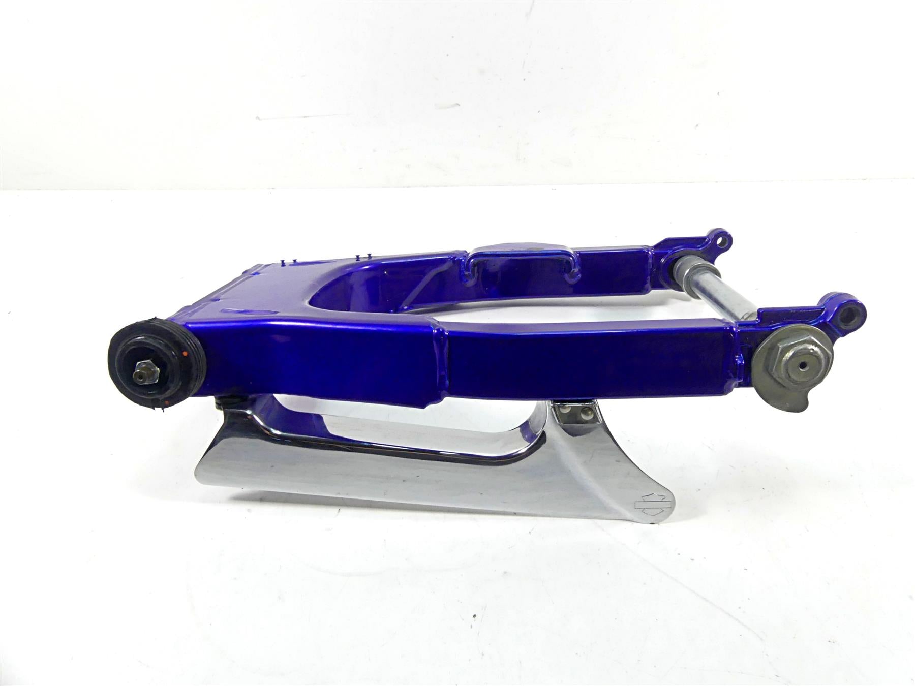 2007 Harley Touring FLHRSE CVO Road King Rear Swingarm Candy Cobalt 48613-07 {{ shop.shopifyCountryName }} - Mototech271