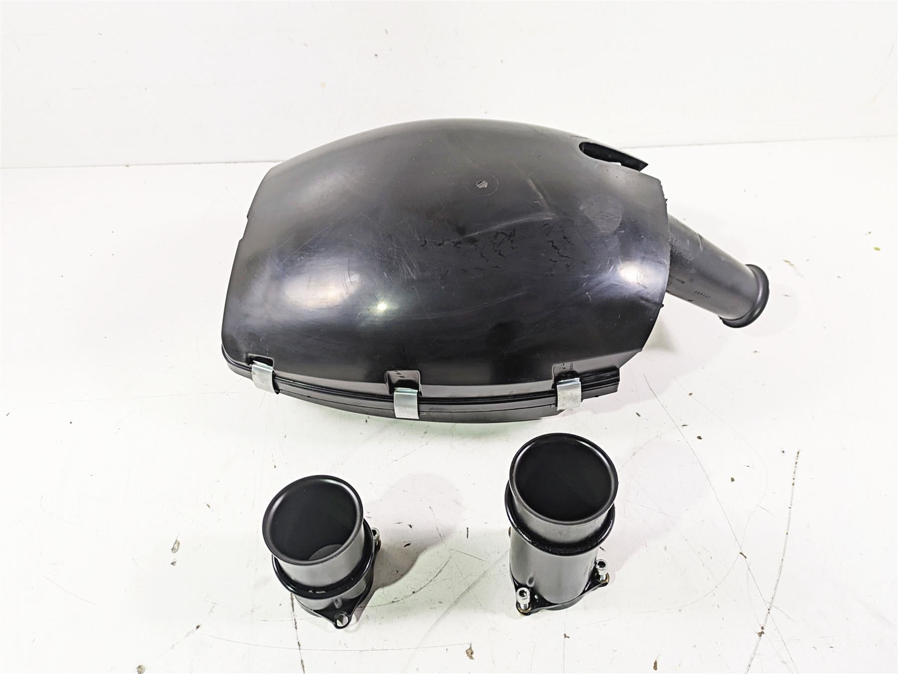 2012 Harley VRSCF Muscle V Rod Air Box Cleaner Breather Filter 29434-03B {{ shop.shopifyCountryName }} - Mototech271