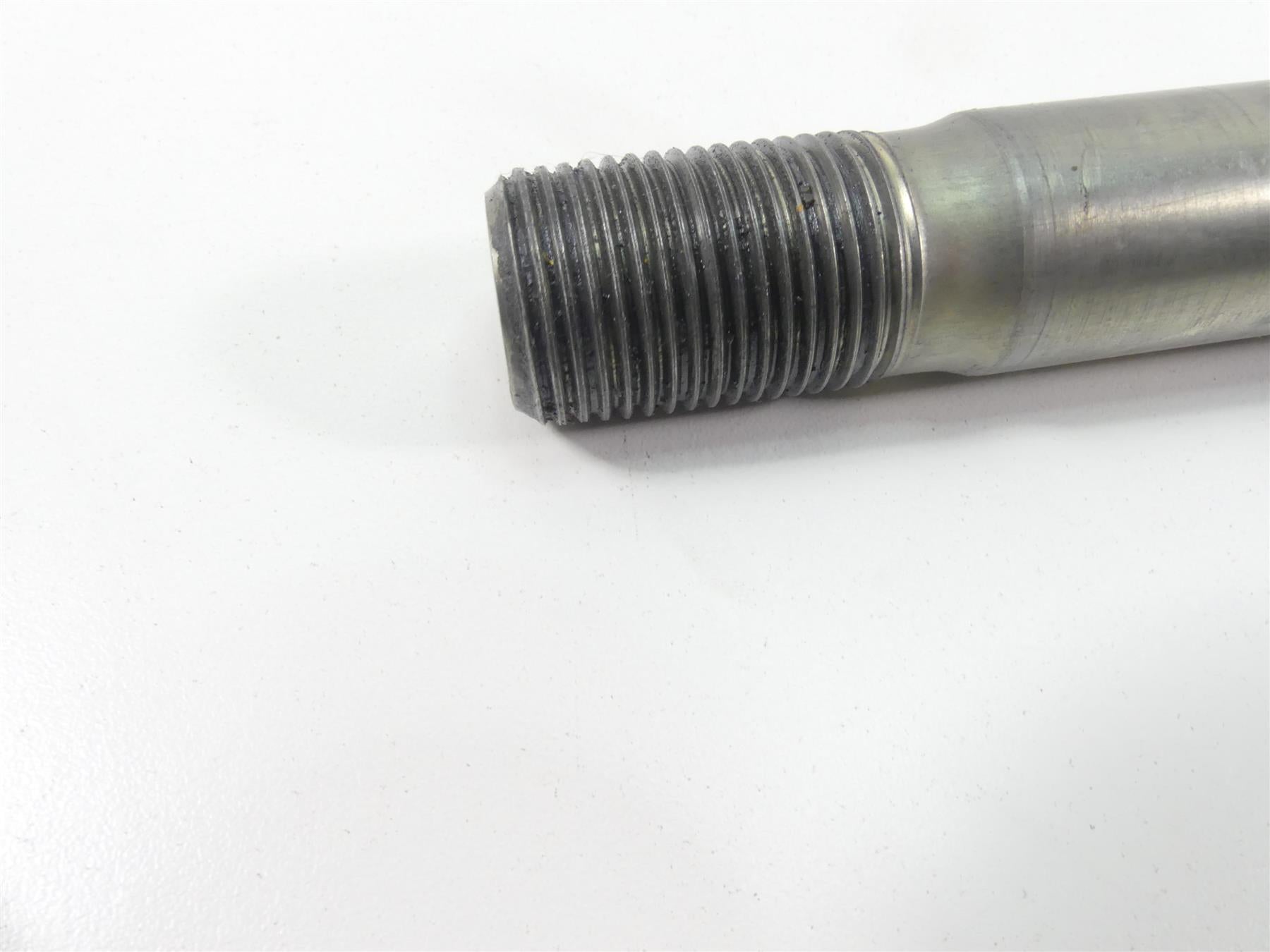 2018 Harley FXBRS Softail Breakout Front 1" Wheel Spindle Axle 43000080 {{ shop.shopifyCountryName }} - Mototech271