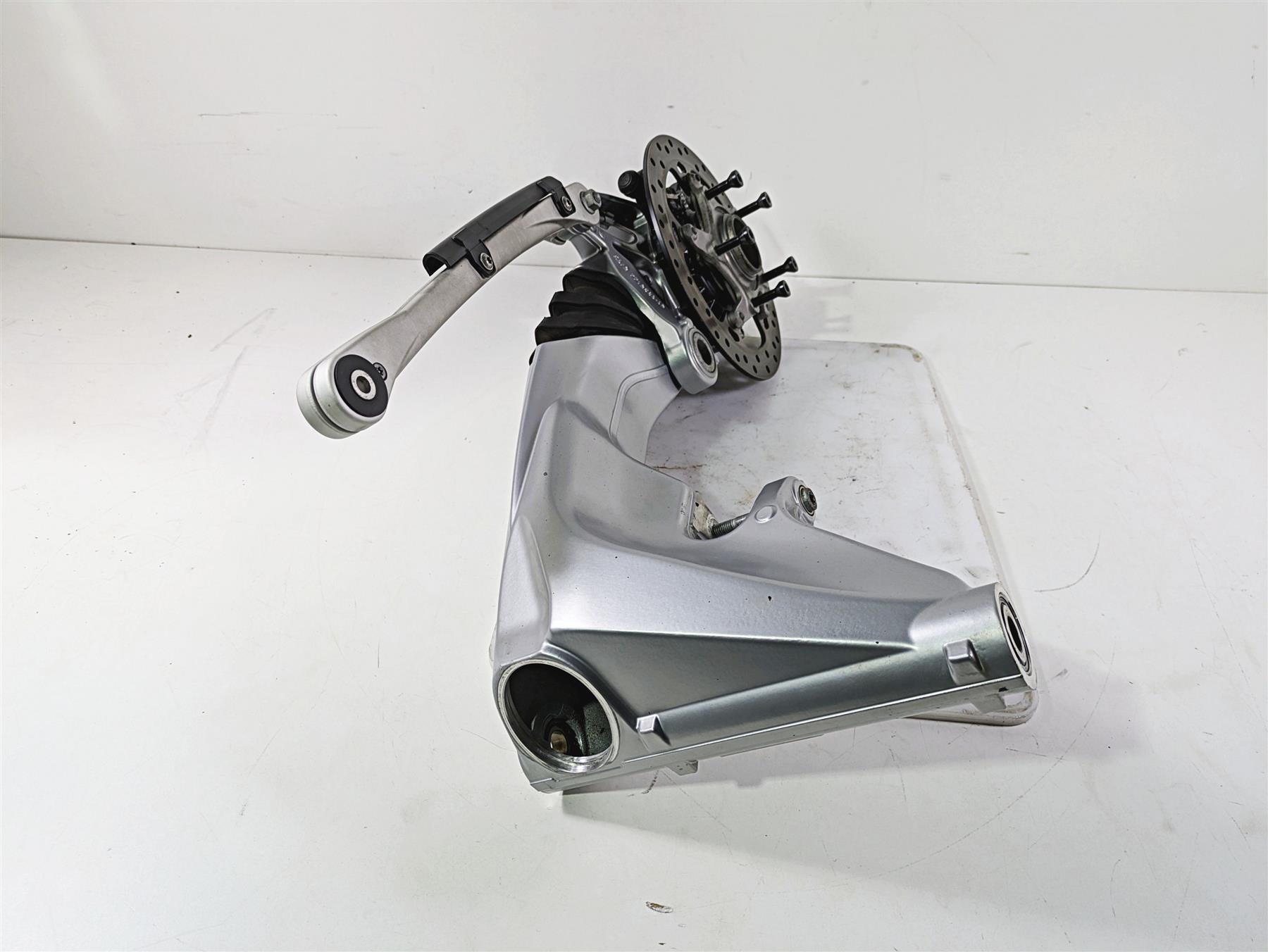 2012 BMW R1200R K27 Differential Swingarm Drive Shaft 33:12 Set 33117726891 {{ shop.shopifyCountryName }} - Mototech271