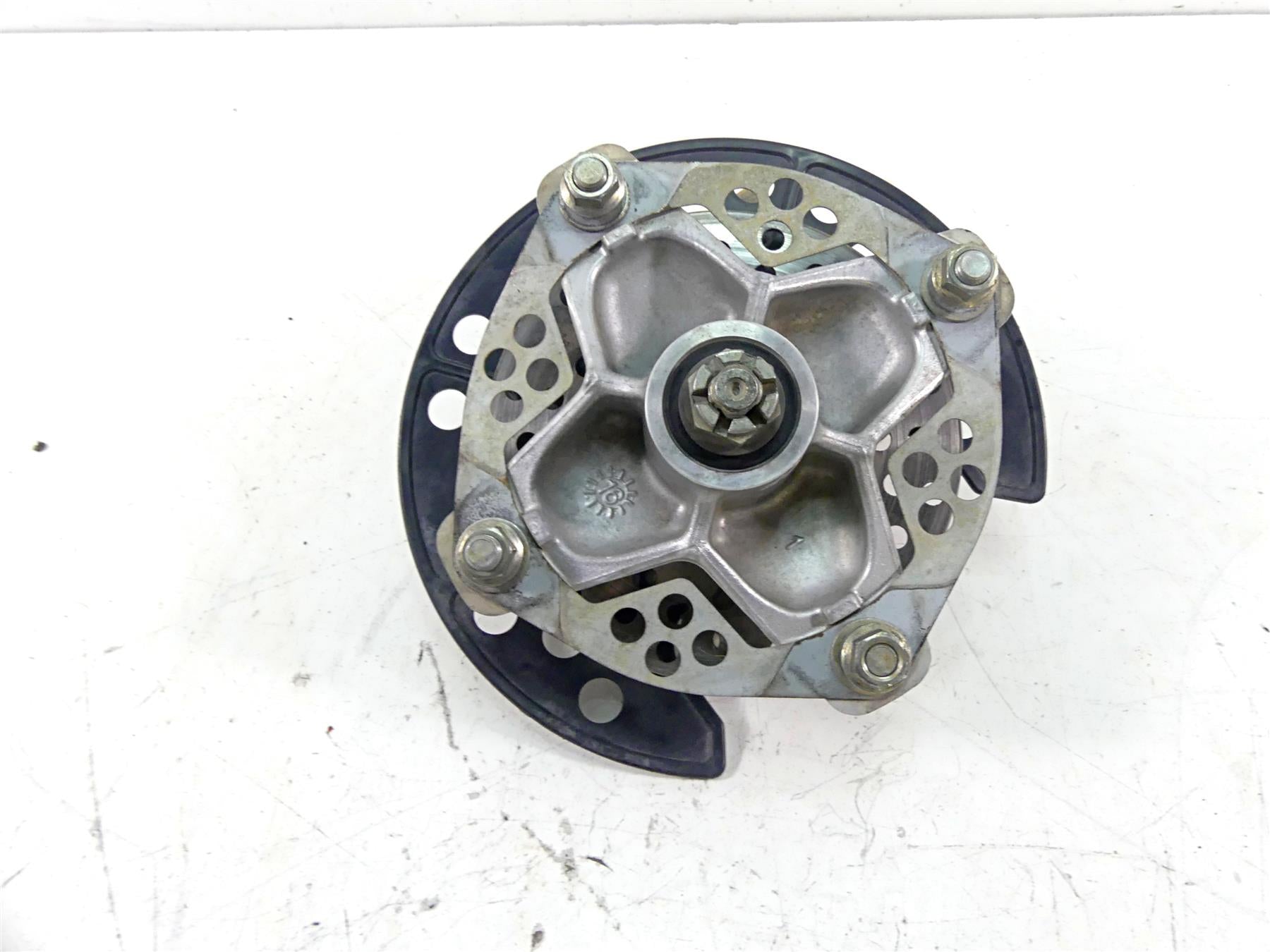 2017 Yamaha YFM Raptor 700R SE Front Right Wheel Spindle & Hub 1S3-23502-01-00 {{ shop.shopifyCountryName }} - Mototech271