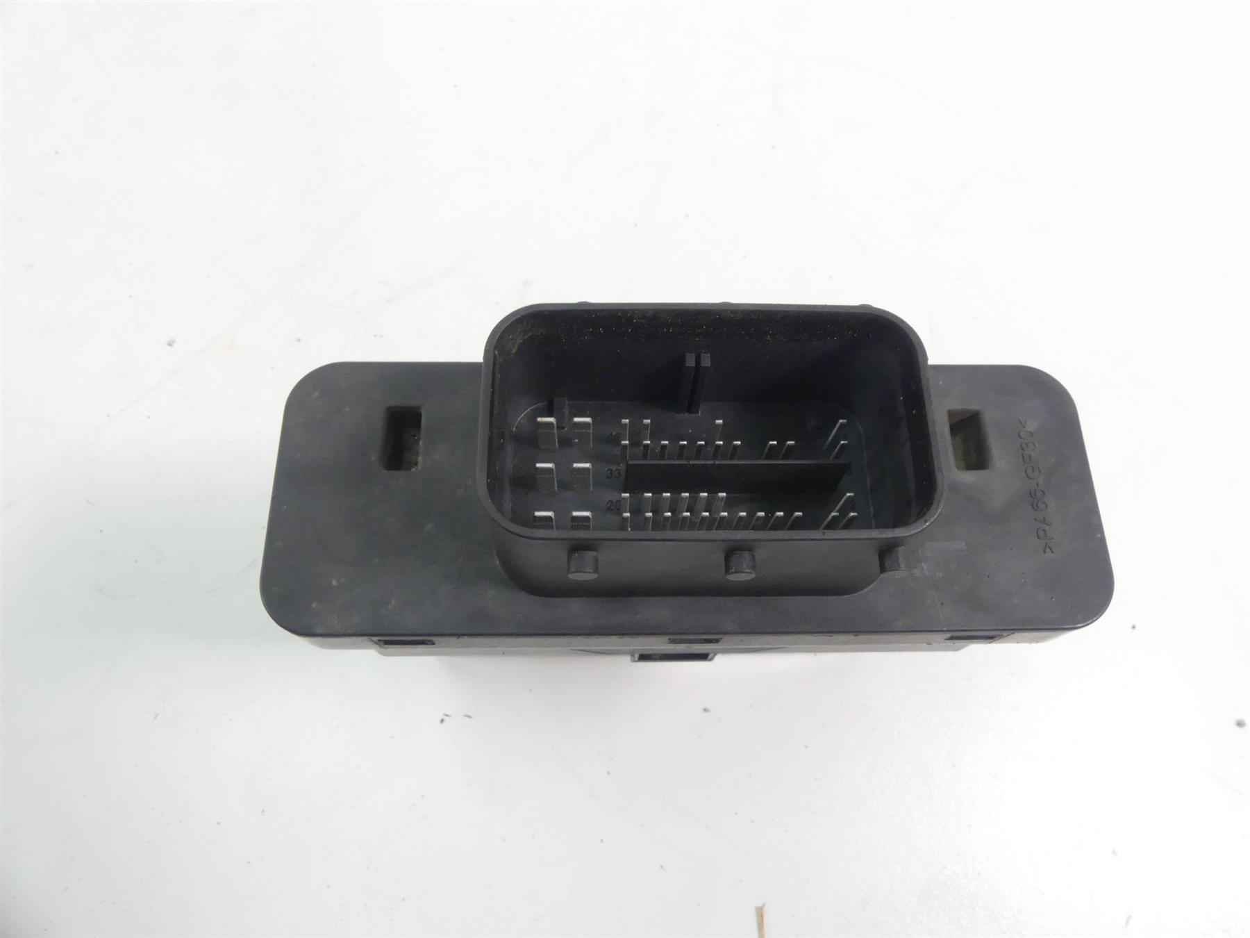 2014 BMW R1200GS K50 Basic Control Unit Module 61358553790 {{ shop.shopifyCountryName }} - Mototech271