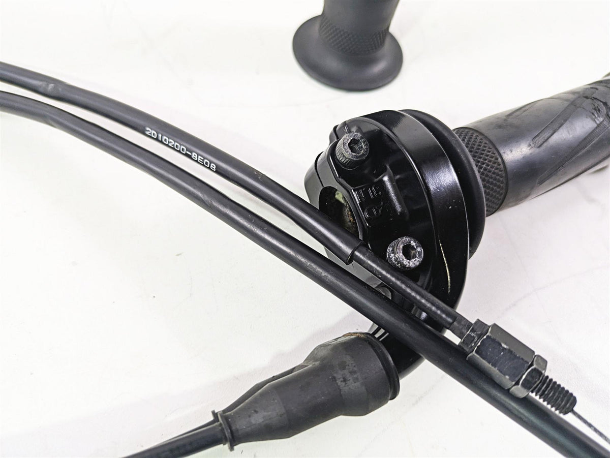 2009 Yamaha FZ1 FZS10 Fazer Hand Throttle Grip Cable Set 3LN-26281-01-00 {{ shop.shopifyCountryName }} - Mototech271