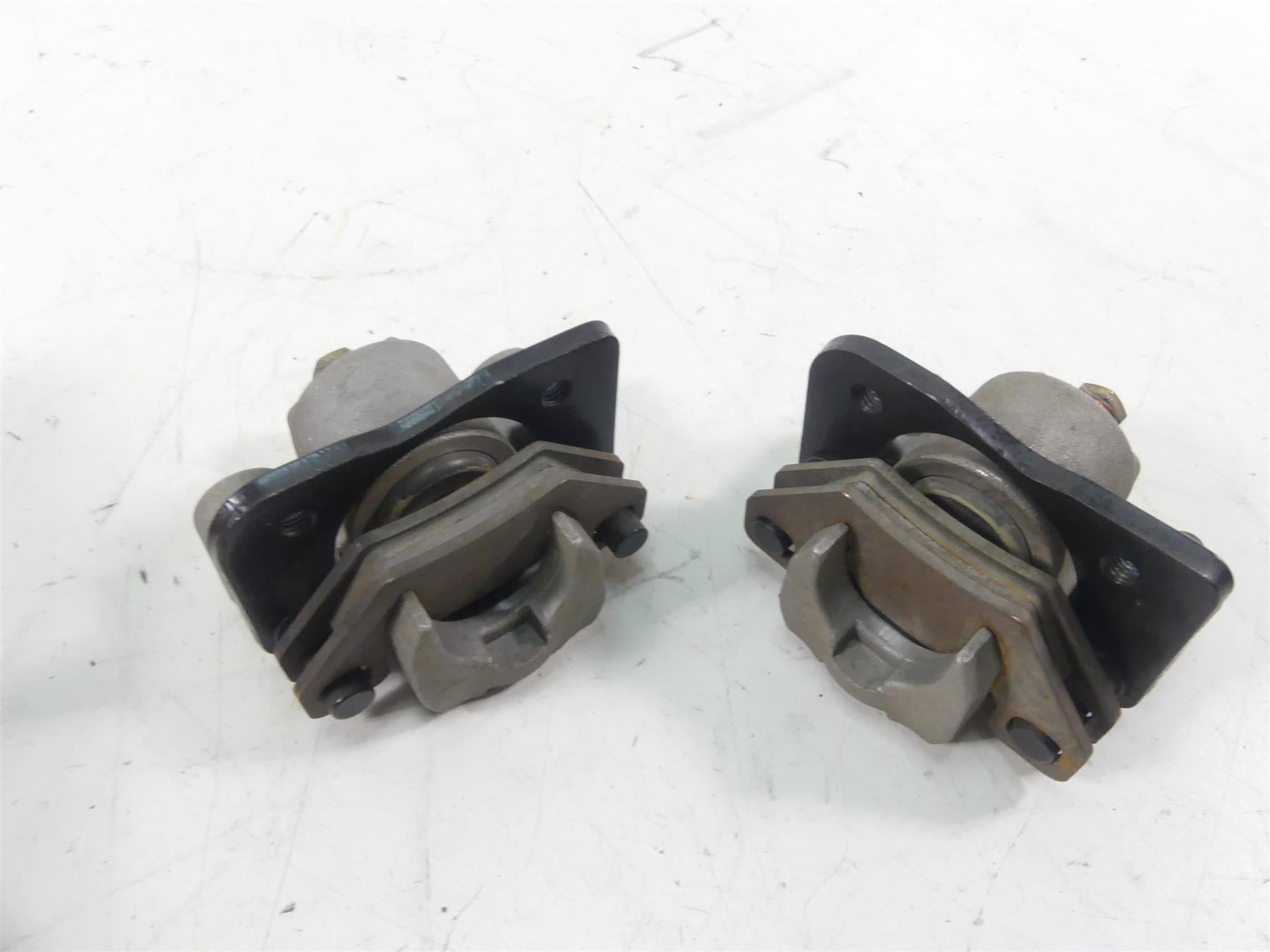 2015 Arctic Wild Cat 700 Sport LTD Rear Brake Caliper Set 2502-574 2502-575 {{ shop.shopifyCountryName }} - Mototech271