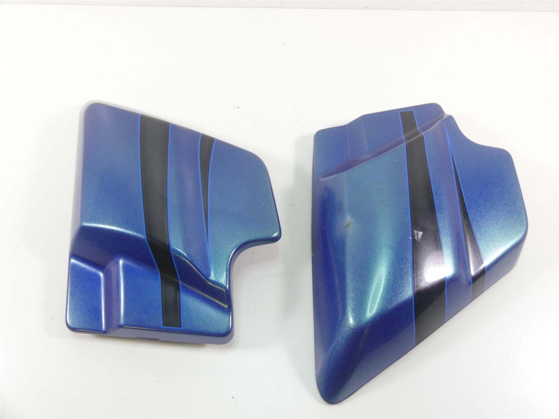 2014 Harley Touring FLHTK Electra Glide Side Cover Set Daytona Blue 66250-09 {{ shop.shopifyCountryName }} - Mototech271