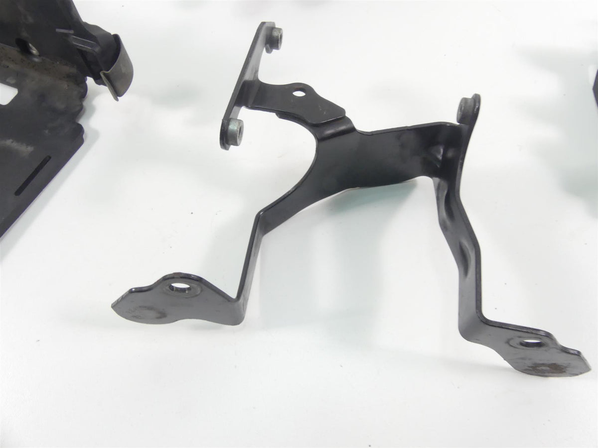 2019 Harley Softail FLSB Sport Glide Electrical Carrier Plastic Set 69201632 {{ shop.shopifyCountryName }} - Mototech271